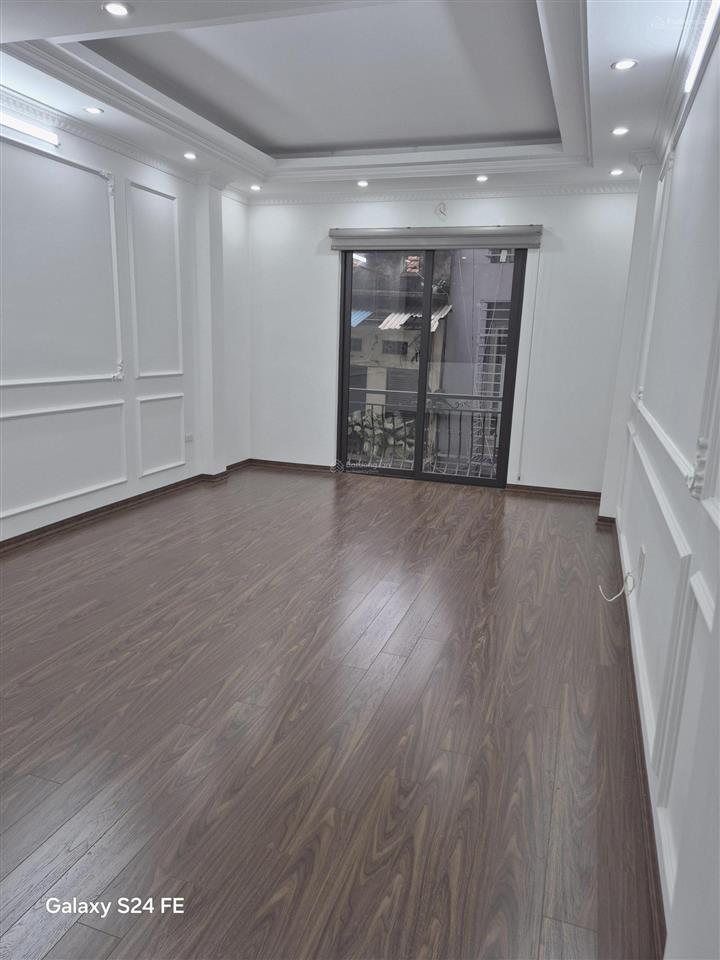 Bán nhà phố 5 tầng, thang máy, mặt tiền 7,2m, ngã tư khuất duy tiến, lê văn lương, thanh xuân