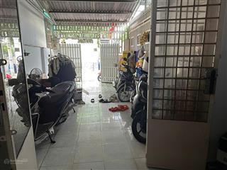 Bán nhà 4m x 18m hẻm ngắn kênh t2, gần chợ bà điểm, hóc môn