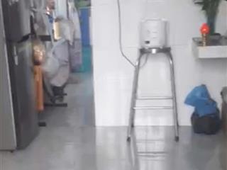 Bán nhà lầu sân vườn 6,6m x 17m gần chợ đông thạnh, hóc môn