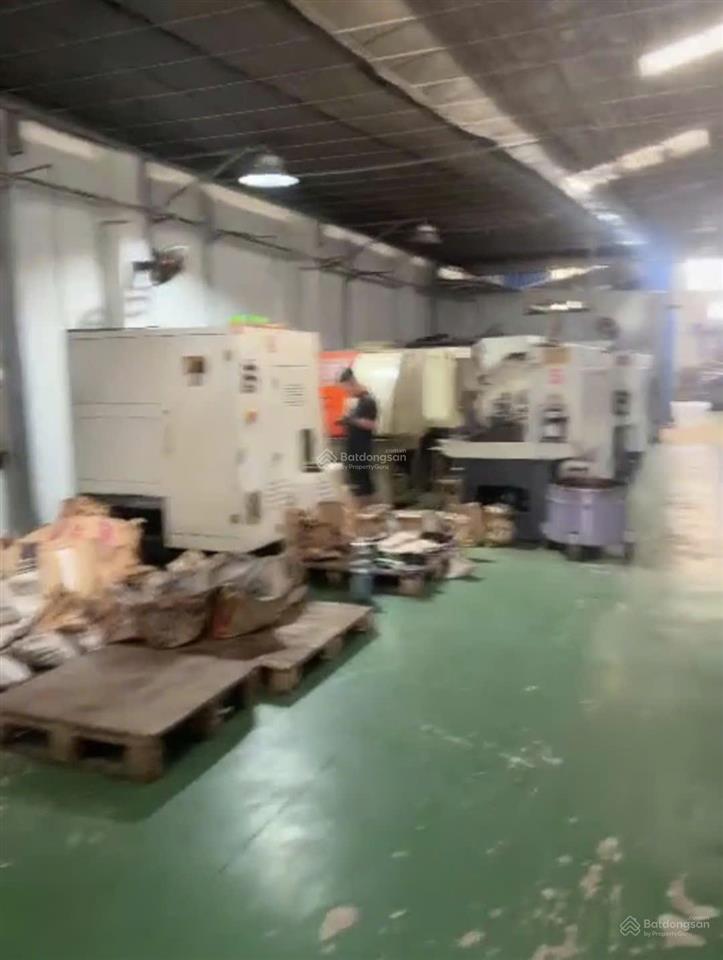 Bán gấp nhà xưởng trên đất 1900m2 đường lớn tại đức hoà thượng, long an