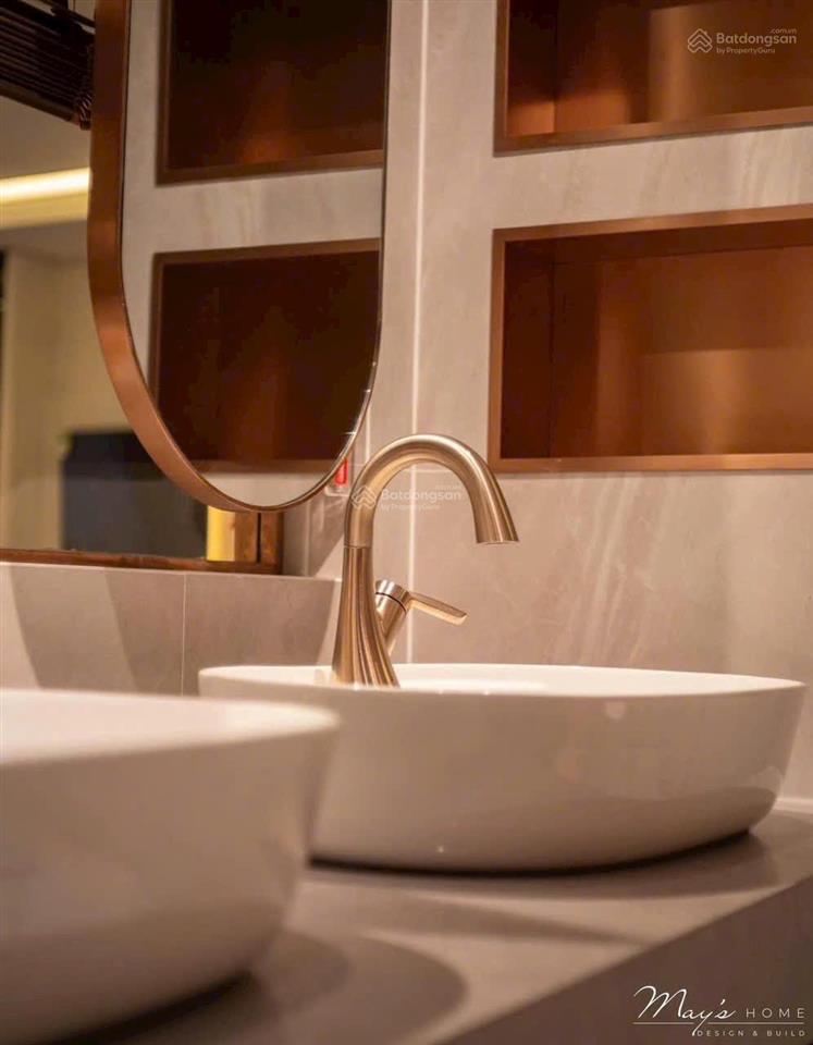 Bán căn hộ nam phúc, dt 121m2, 3 pn, giá 11 tỷ, thông tin  0978 585 *** duy mạnh