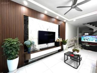 Bán nhà đông ngạc  50m2  4 tầng  2 oto tránh  nội thất lung linh  giá 10,9 tỷ