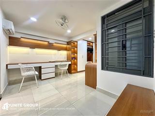 Căn hộ 1pn có bếp riêng siêng rộng nằm ở trung tâm quận 7  nội thất đầy đủ bếp rộng đầy tiện nghi