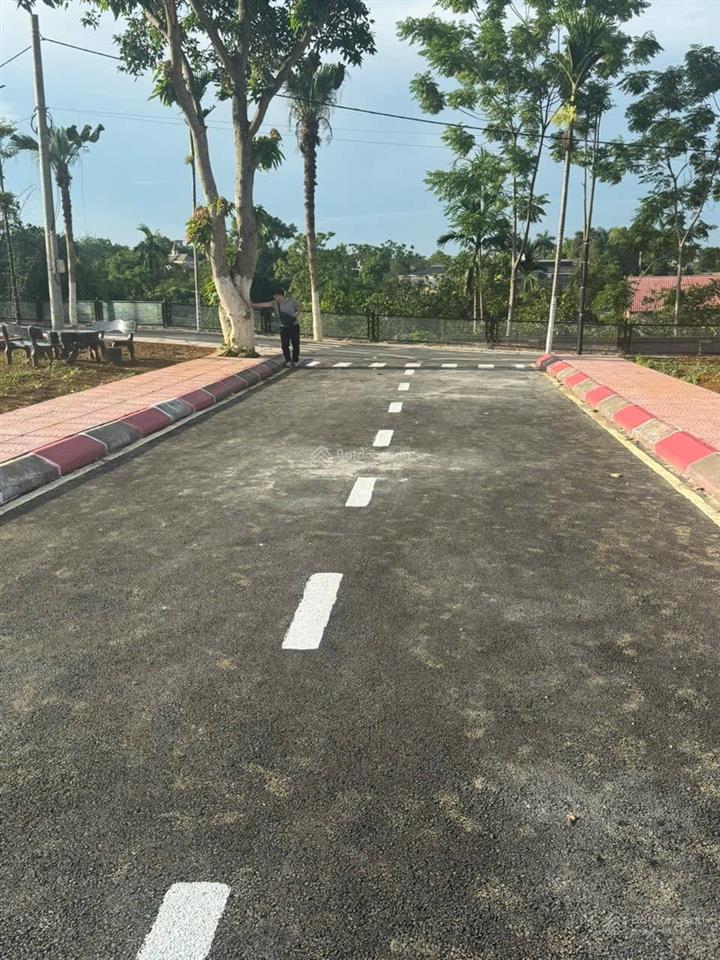 Cần bán gấp lô đất ngay trung tâm công nghệ cao, gầ đh quốc gia, gần đh fpt