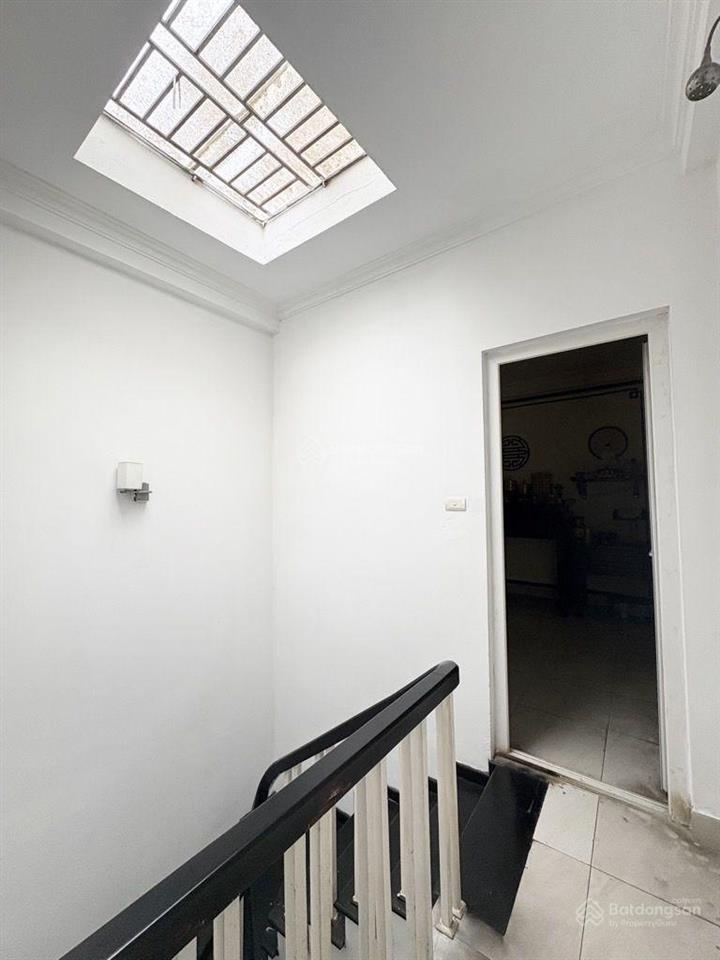 Hot! nhà lô góc nở hậu, ngõ nông, thoáng sáng, 5 tầng đẹp quang trung. 46 m2 * 5 tầng. 5,95 tỷ