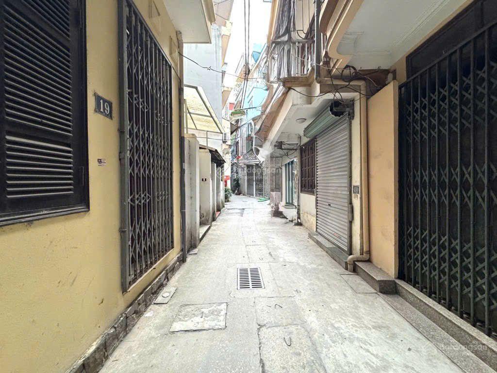 Hot! nhà lô góc nở hậu, ngõ nông, thoáng sáng, 5 tầng đẹp quang trung. 46 m2 * 5 tầng. 5,95 tỷ