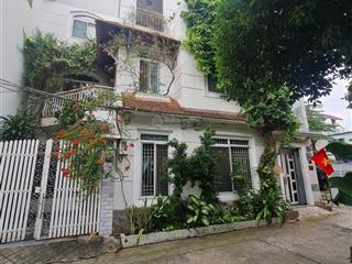 Biệt thự vina siêu đẹp 9x10 4 lầu , view công viên sát quận 1 ngay chợ bà chiểu giá 18,5 tỷ tl