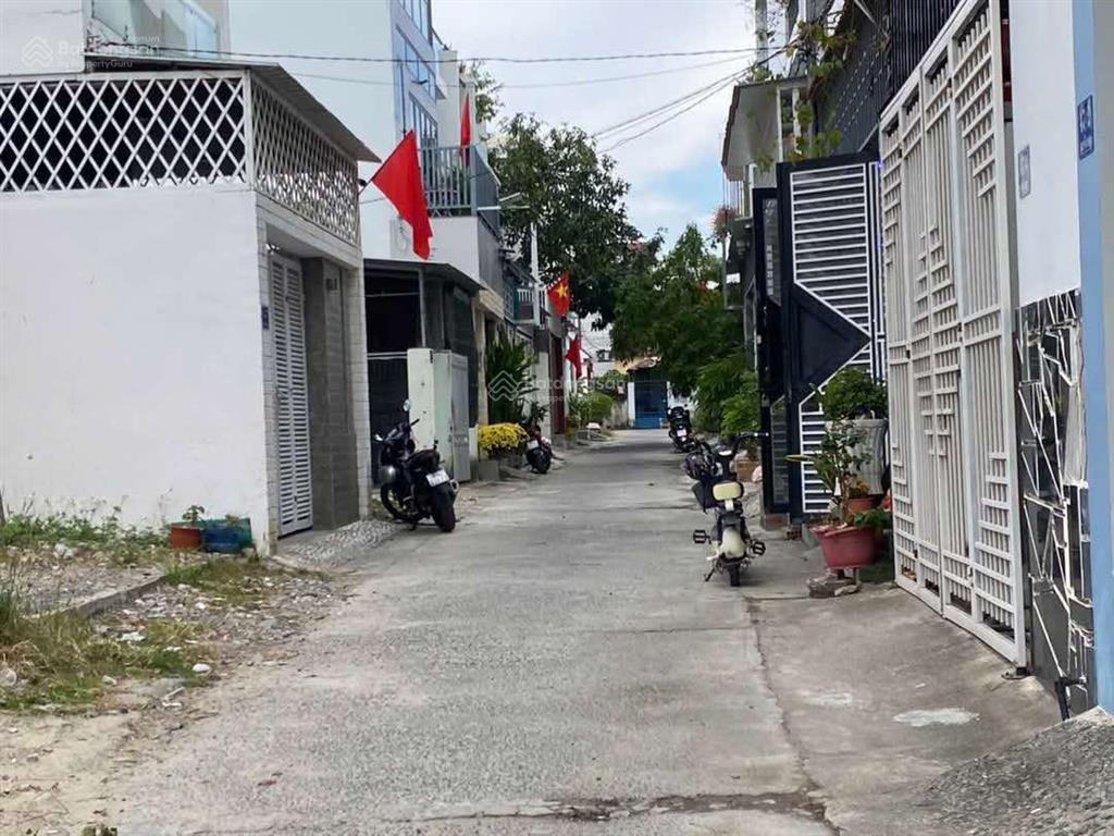 Nhà bán dt 75m2 3t đ 2 ôtô tránh nhau biển 700m  nguyễn chích vĩnh hoà  nha trang  chỉ 2tỷ950tr