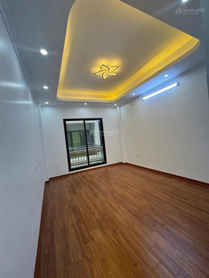 Độc tôn nhà 5 tầng ngõ 236 âu cơ vị trí siêu hiếm ngay sau vườn hoa quảng an ngõ ba gác