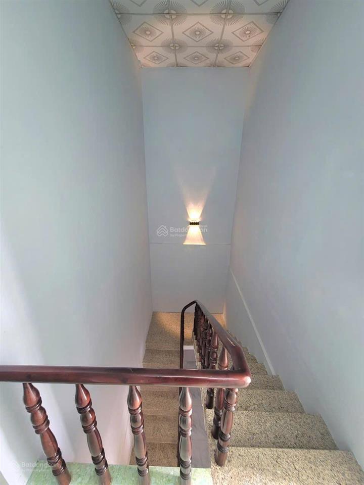 Chính chủ gửi bán nhà đẹp vị trí đẹp xe oto nhỏ tới nhàgiá cực mềm