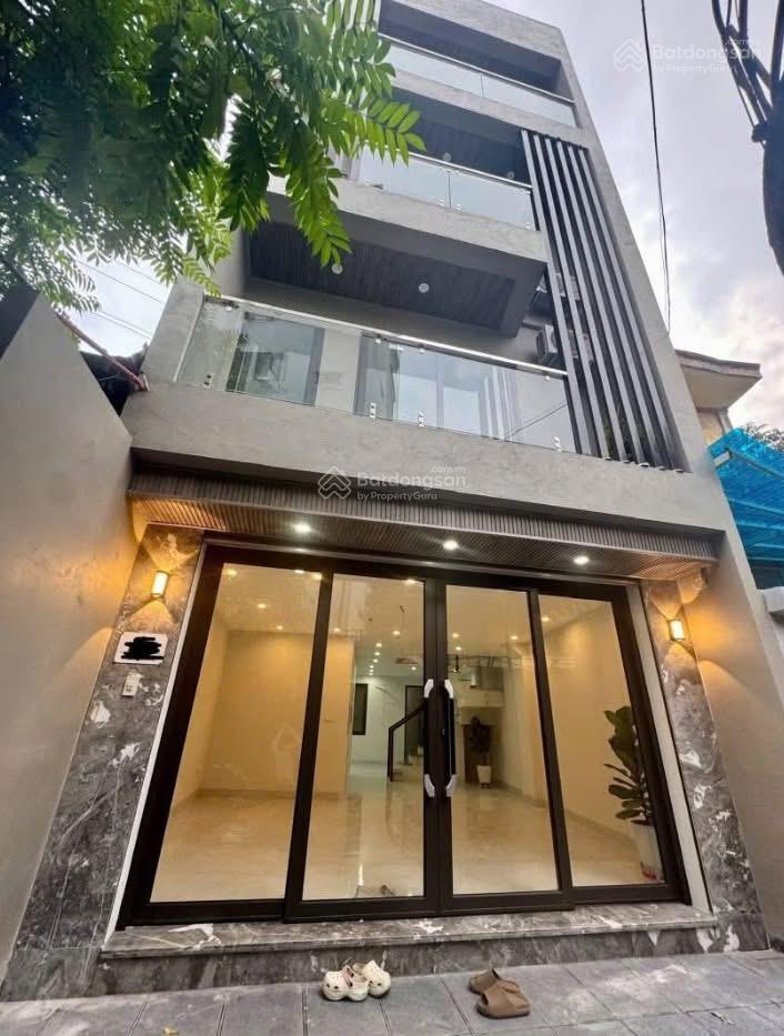 Siêu hiếm tân mai 82m2*5 tầng*mt 5,5m thang máy ô tô đỗ cửa hai thoáng giá chỉ 13,87 tỷ