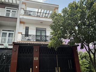 Bán biệt thự phố 360m2, mặt tiền, giá cực rẻ tại đinh đức thiện, tân quý tây, bình chánh, hcm