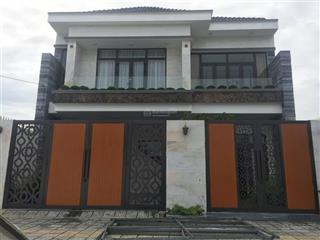 Biệt thự mặt tiền đường trần sâm ,view biển , ngay dự án phương trang lấn biển đang khởi công.