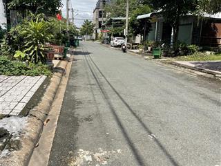 Cần bán căn nhà một trệt hai lầu tại khu dân cư phú thịnh