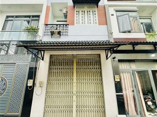 Chính chủ gấp bán nhà bình tân  hẻm xe tải  dt 48m2 (4*12)  3tầng btct  giá chỉ 5.2 tỷ .