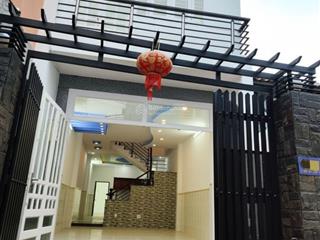 Chính chủ gấp bán nhà ở tân phú  hxh  dt 92m2  giá chỉ 7.5 tỷ.