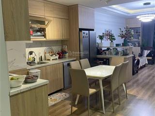 Bán cc cao cấp royal city 72a nguyễn trãi , 124m2 , 12ty7  , 0914 239 ***