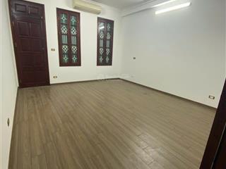 Tôi cần cho thuê nhà nguyễn cảnh dị  đại kim, dt 55m*5 tầng, giá 15tr, đường 3 làn oto đỗ ngày đêm