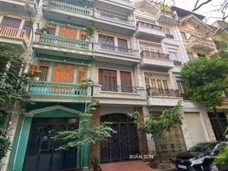 Chính chủ cần cho thuê gấp nhà kđt đại kim  dt 60m*5 tầng, nhà sơn mới toàn bộ, oto đỗ cửa, 18tr