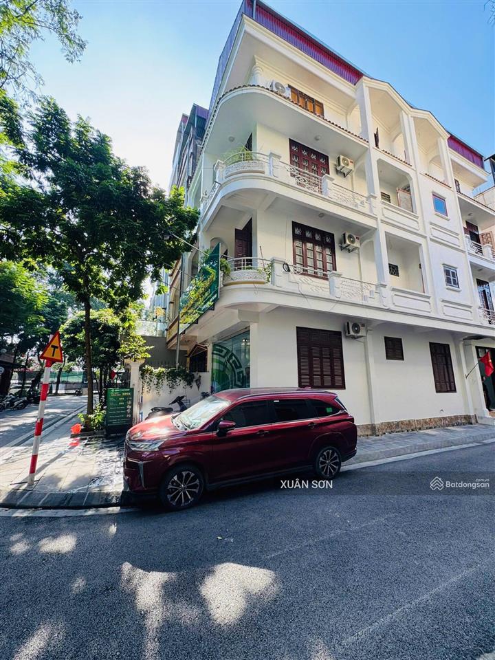 Cho thuê căn góc khu đô thị định công, oto đỗ quanh nhà thoải mái, dt 55m*5 tầng, giá thuê 18 triệu