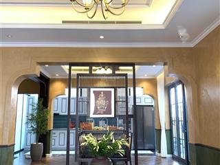 Cho thuê biệt thự, full đồ. giá 25 triệu, cạnh hồ 24,5ha