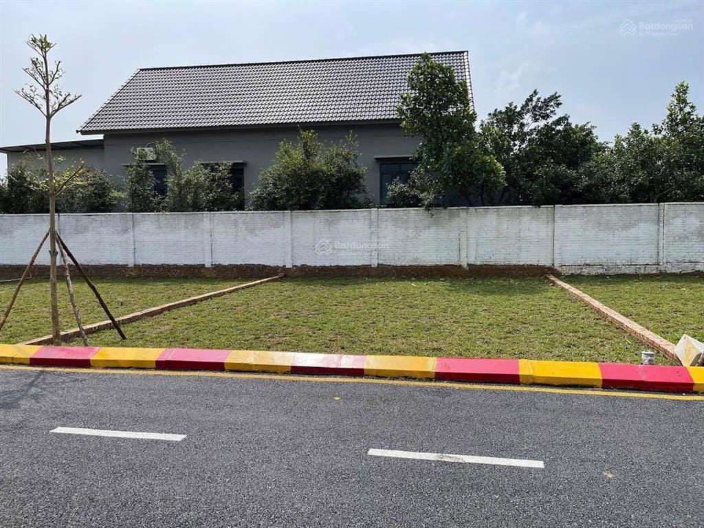 Cần tiền kinh doanh bán cắt lỗ lô đất sát đường ql21 gần khu cnc hòa lạc ,trường đại học quốc gia