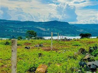 Định cư nước ngoài chủ gửi bán lô đất giáp sông có thổ cư view đẹp như tranh giá chỉ 550tr/sào