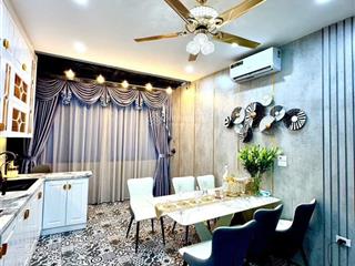 Bán nhà ngõ thịnh hào, tôn đức thắng 30m2 x 4 tầng, full nội thất, ngõ xe 3 gác, giá 6.15 tỷ