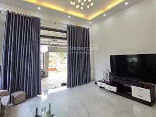 Chuyển công tác gấp ra tỉnh khác,cần bán gấp căn nhà đường nguyễn văn cừ , p.1, đl