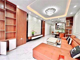 Bán nhà đỗ nhuận, sát công viên hoà bình, 38m2 chỉ 7.x tỷ ,ngõ thông ,ô tô ,lô góc, full nội thất