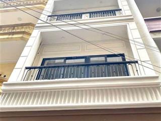 Bán nhà cổ nhuế, 48m2 nhỉnh 9 tỷ, dân xây, ngõ thông, ô tô đỗ cửa, gần phố, tiện ích kdt resco