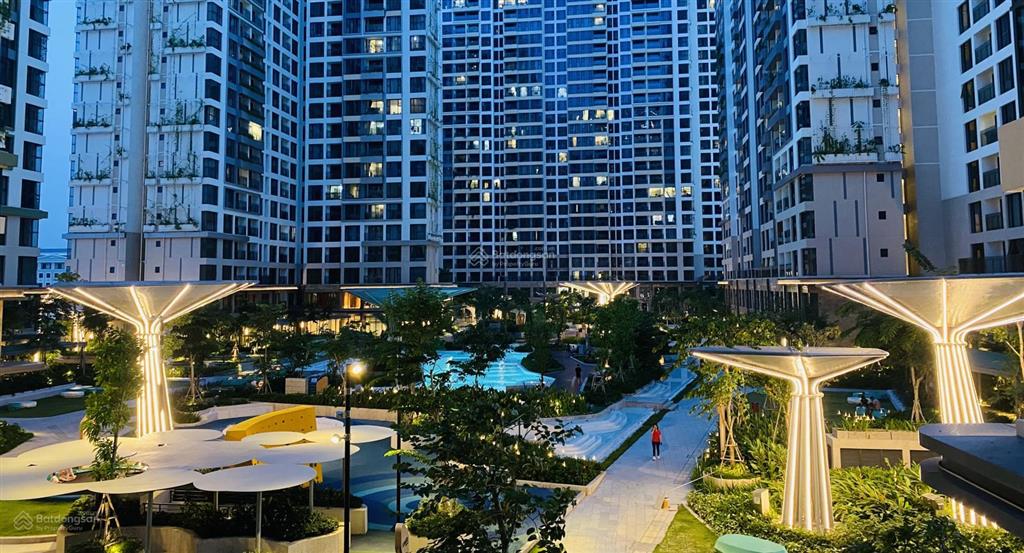 Bán căn hộ sân vườn tại lumiere boulevard, 4.9 tỷ, 68m2 + 8m2 sân vườn, hàng hiếm tại quận 9, hot