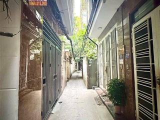 Phân lô 6 tầng thang máy sát phố lê thanh nghị 5 phòng ngủ lô góc 3 thoáng