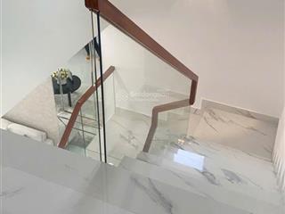 Gia khải luxury 2 tỷ 900 nhà phố trung tâm thành phố bến cát, cách 1,4km kcn rạch bắp