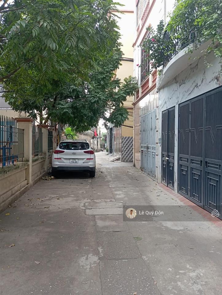 Chính chủ bán đất 52m2 mặt tiền 5m vuông ngõ nông rộng thoáng phúc lợi, long biên giá 5,5 tỷ