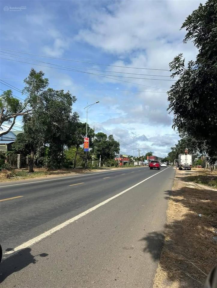 Cắt lỗ 60% cần bán gấp lô 200m2 tt liên nghĩa, đức trọng, full 100% giá 650tr