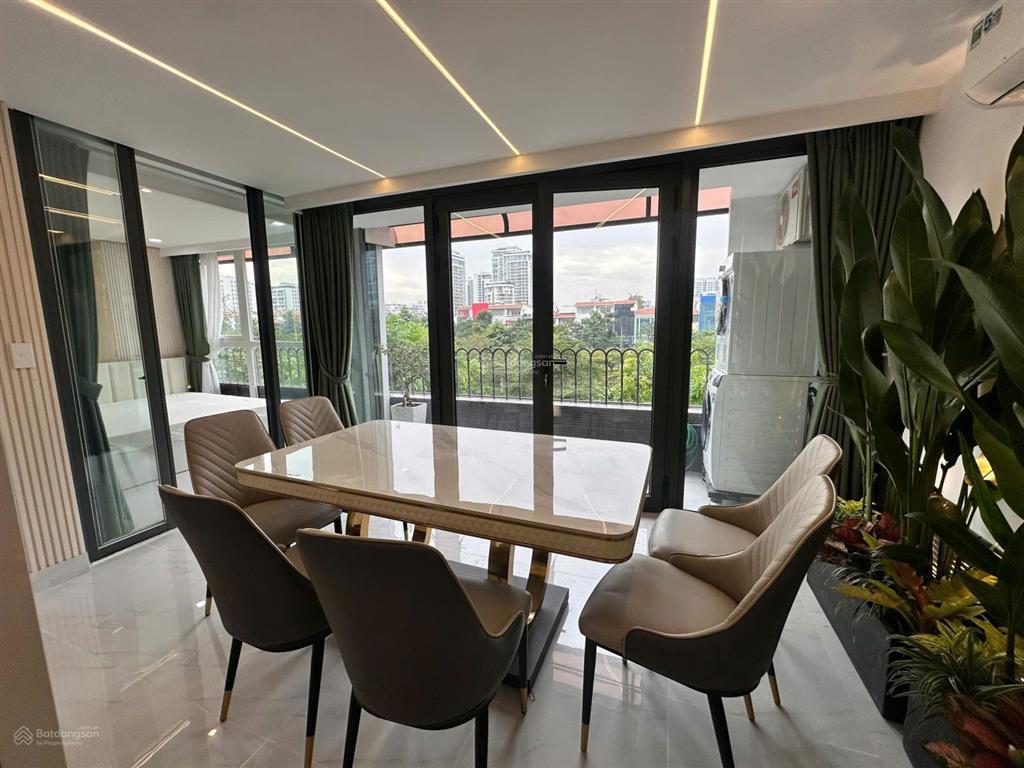 Bán cc sky garden i, 6,98 tỷ, 100m2 trên sổ có sân vườn, 3pn, 3wc giá siêu hời tại q7, hcm