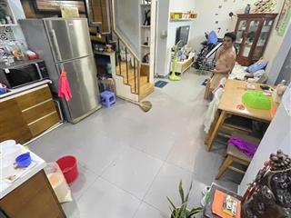 Bán nhà cách mt đường 79 20m, tân quy, q7  3 tầng  40m2