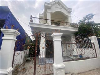 Chỉ 43.7tr/m2  đất đẹp 90m2  full thổ cư  ngang 6m dài 16m  ngay ubnd nhà bè