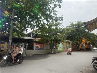 Nhà mặt tiền  ô tô đỗ  kinh doanh đỉnh  đủ tiện ích công cộng