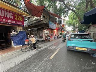 Nhà mớiô tô 20mtiện ích đầy đủđường phương canhnam từ liêm