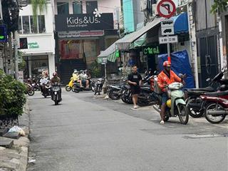 Bán nhà hẻm 2 xe hơi tránh nhau trung tâm quận 10giá chỉ 8.6 tỷ tl