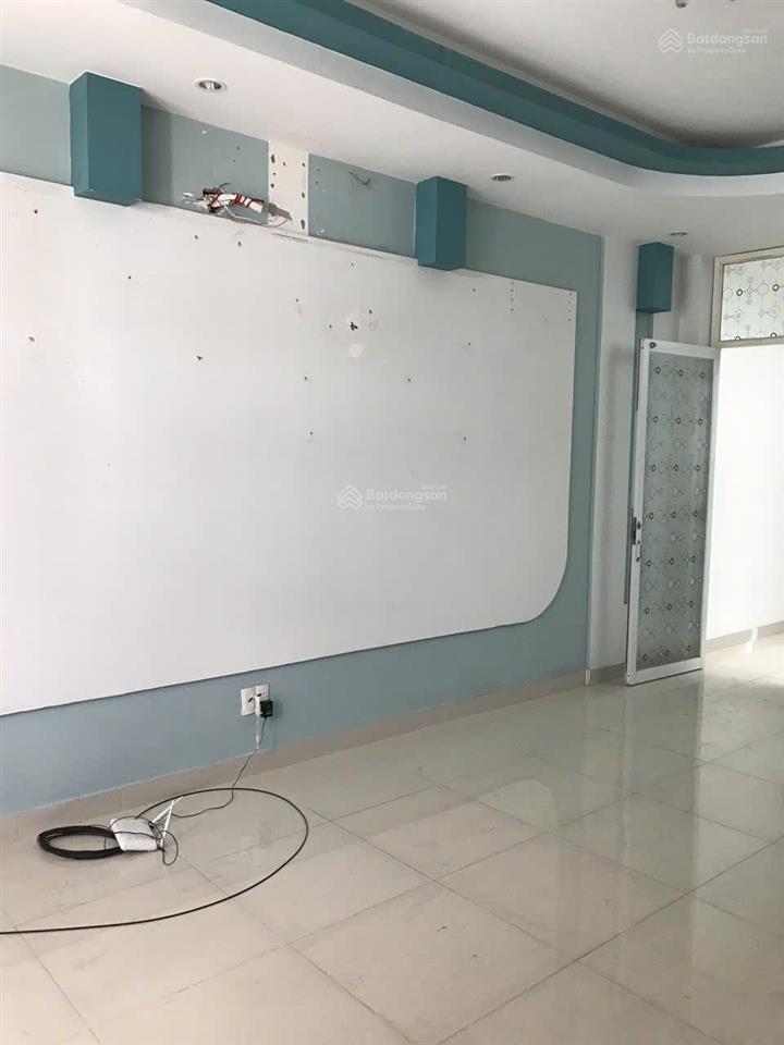 Bán nhà mặt tiền trung tâm quận 10  dt 3.2x20m  giá chỉ 11.3 tỷ tl