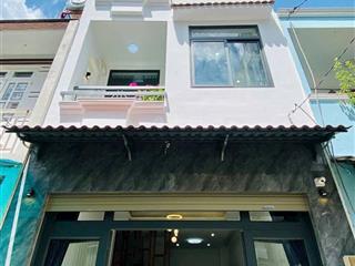 Bán nhà hẻm kinh doanh hoà hưng, p13, quận 10 1trệt 2lầu sổ hồng riêng giá 2tỷ350 bao phí sang tên
