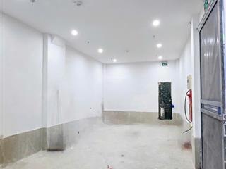 Bán tòa nhà căn hộ dịch vụ lô góc mỹ đình 70m2x7 tầng, thang máy  ôtô tránh  dòng tiền 1 tỷ/ năm