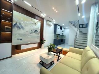 Bán gấp nhà khương trung 28m2, 5t, mt 3,5m full công năng, ngõ nông gần mặt phố