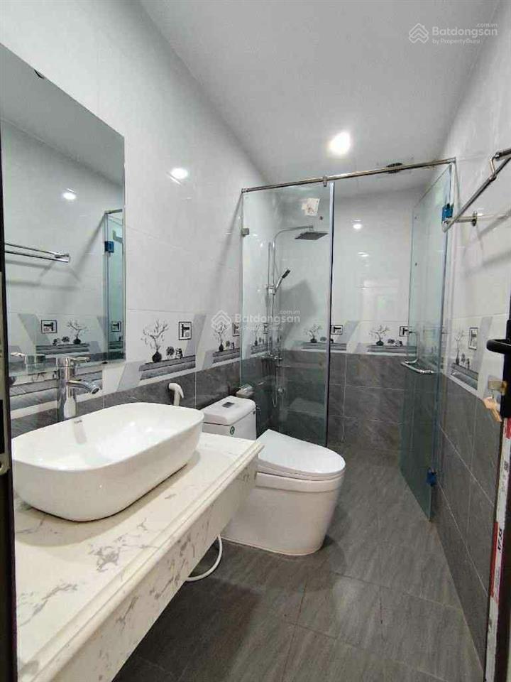 Bán nhà tân mai 33m 6.4tỷ 5 tầng, nhà mới king koong, 10m ô tô tránh, sổ đỏ chính chủ
