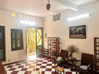 Phố cửa bắc cực hiếm nhà 50m2 giá 8 tỷ. không quy hoạch nhà đang cho thuê dòng tiền