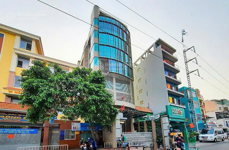 Siêu phẩm building mặt tiền phan xích long hđt 300tr  dt sàn 1496m2  hầm 9 tầng