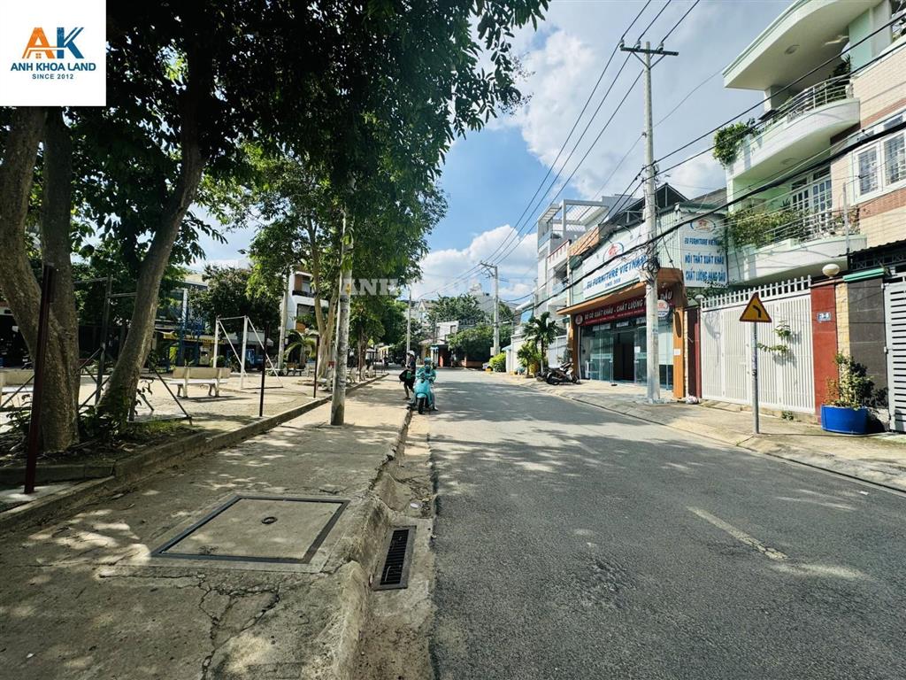 Hiếm! bán nhà cấp 4 ngang 5m vuông vức 97.7m², hẻm ô tô đường linh trung, giá tốt, gần hoàng diệu 2